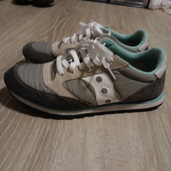 Saucony womens size 11. Mens 9.5 - Picture 2 of 8